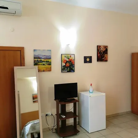 Bed & Breakfast Alba *